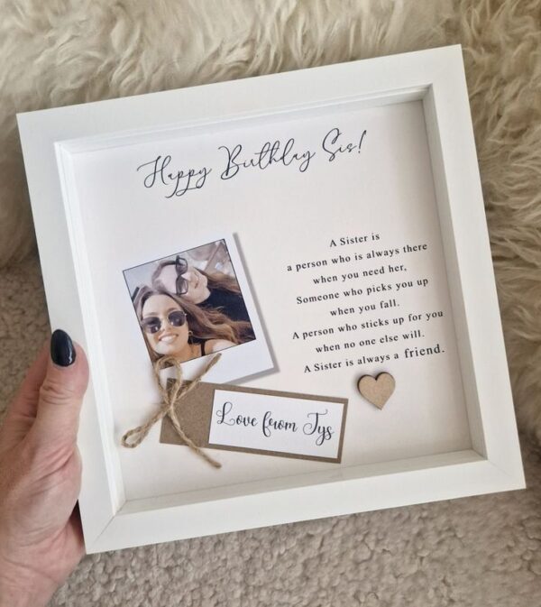 Medium personalized photo frame